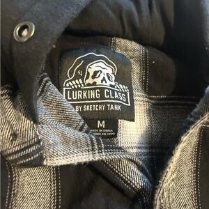 Lurking Class By Sketchy Pullover
Hoodie Boy’s Size 8 Med Grey & Black Plaid